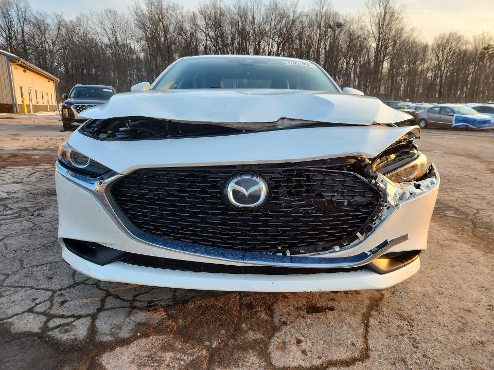 2022 Mazda 3 Select