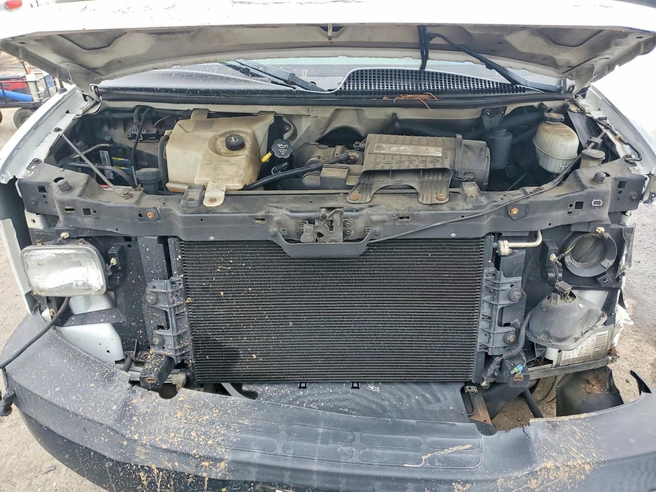 2006 Chev Rolet Express 2500 Utility / Service Van