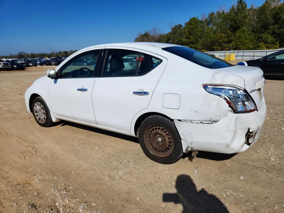 2012 Nissan Versa s