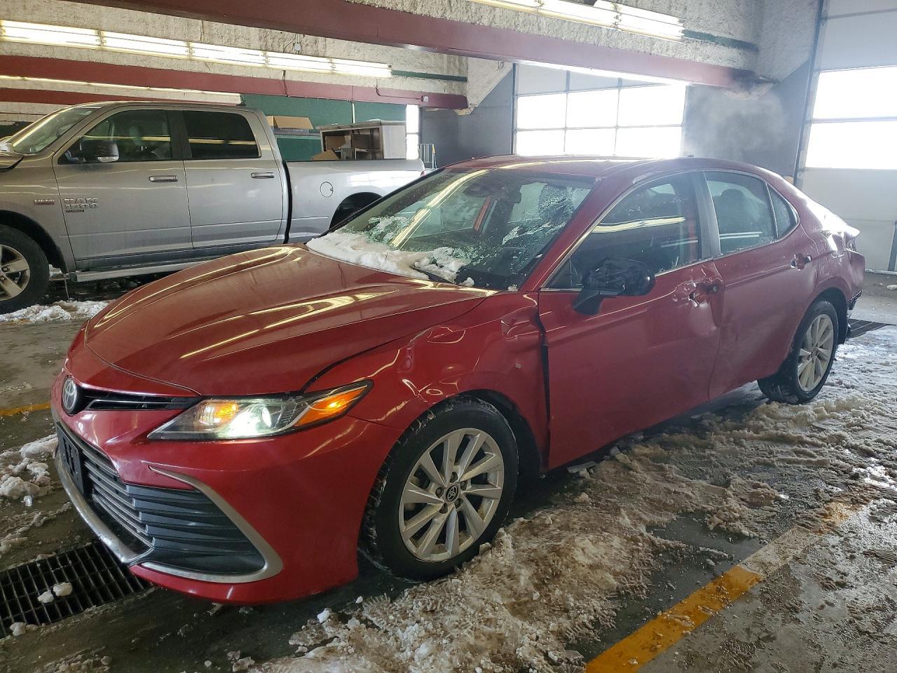 2023 Toyota Camry le
