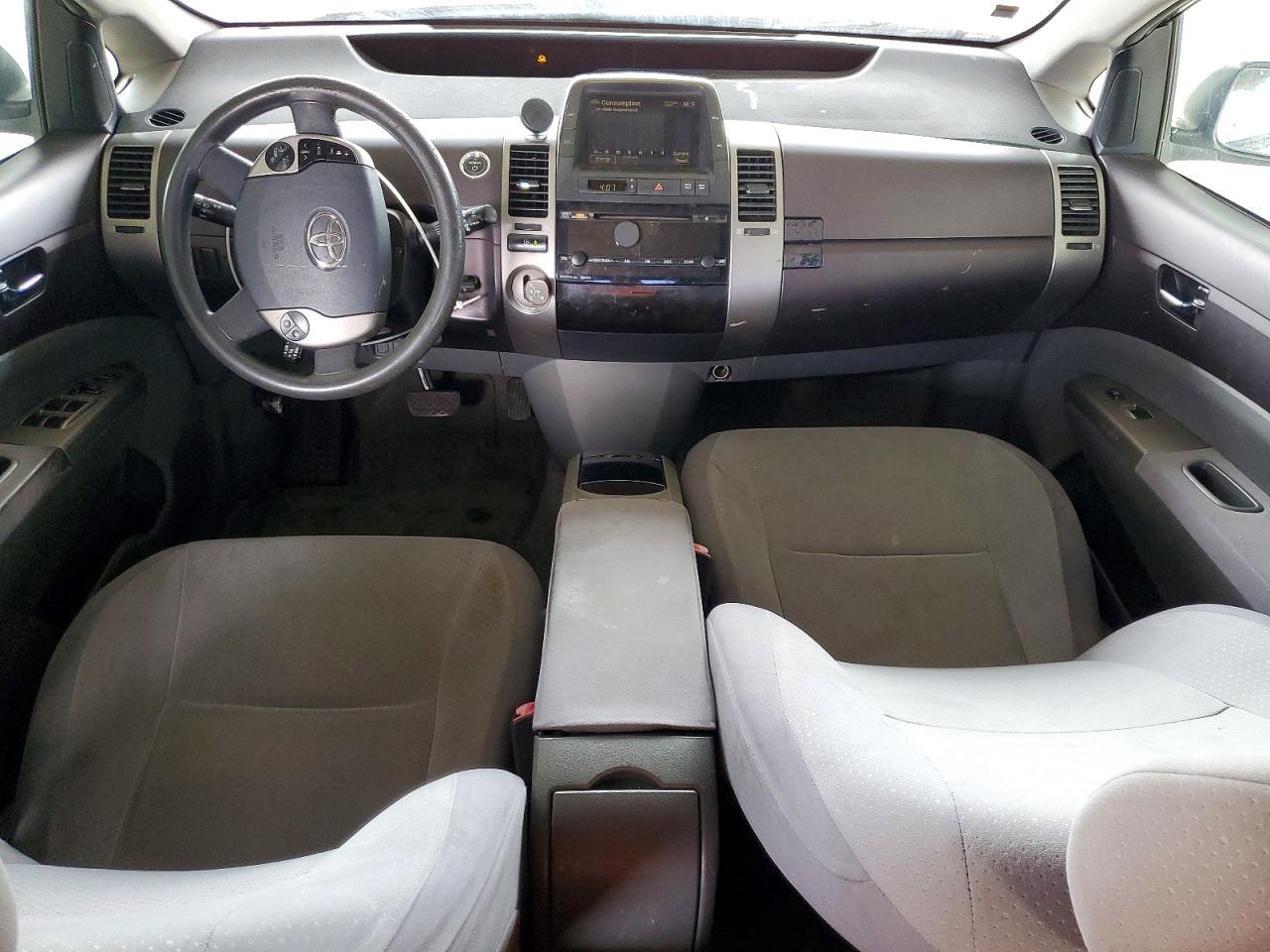 2005 Toyota Prius Base