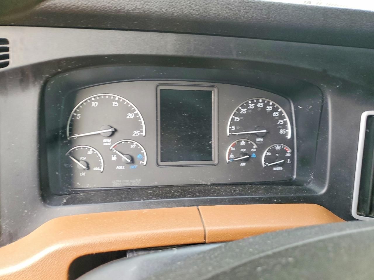 2020 Freightliner Cascadia 126