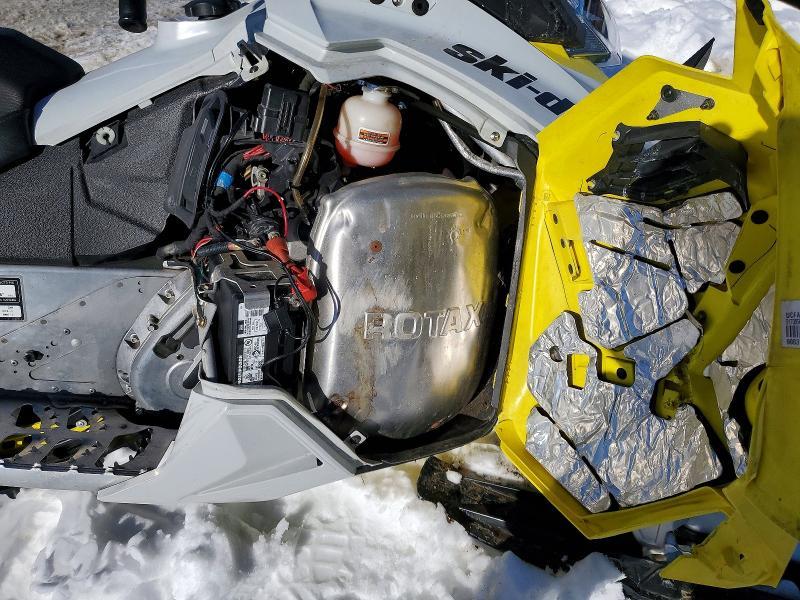2015 Skidoo MXZ