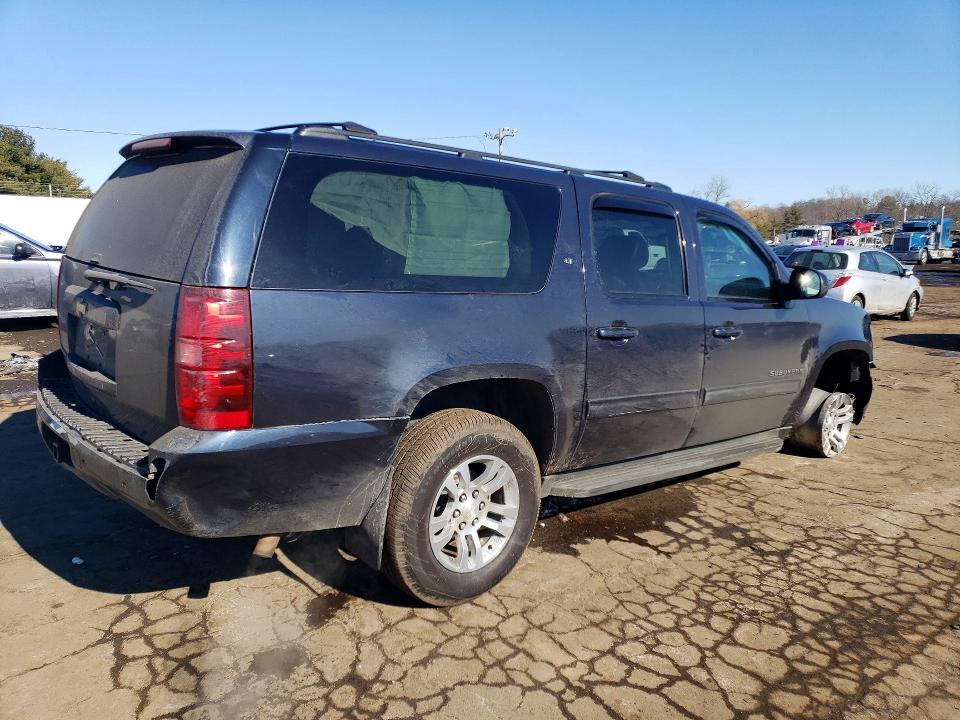 2013 Chevrolet Suburban K1500 lt