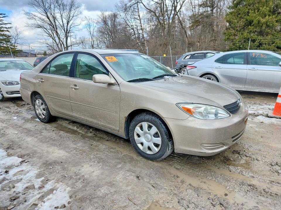 2003 Toyota Camry le