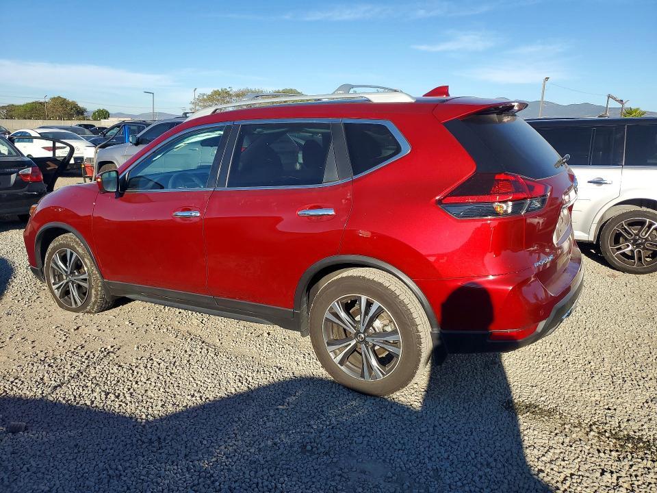 2020 Nissan Rogue sv
