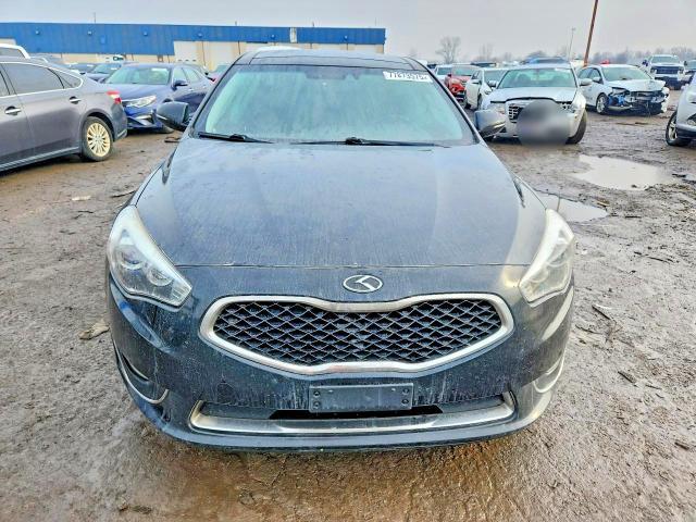 2015 KIA Cadenza Premium
