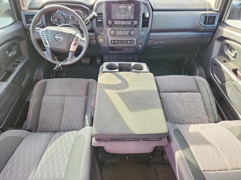 2023 Nissan Titan s