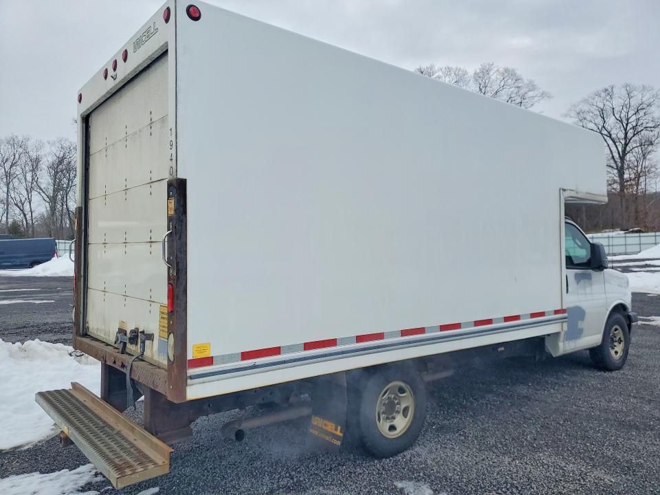 2018 Chevrolet Express Delivery Truck