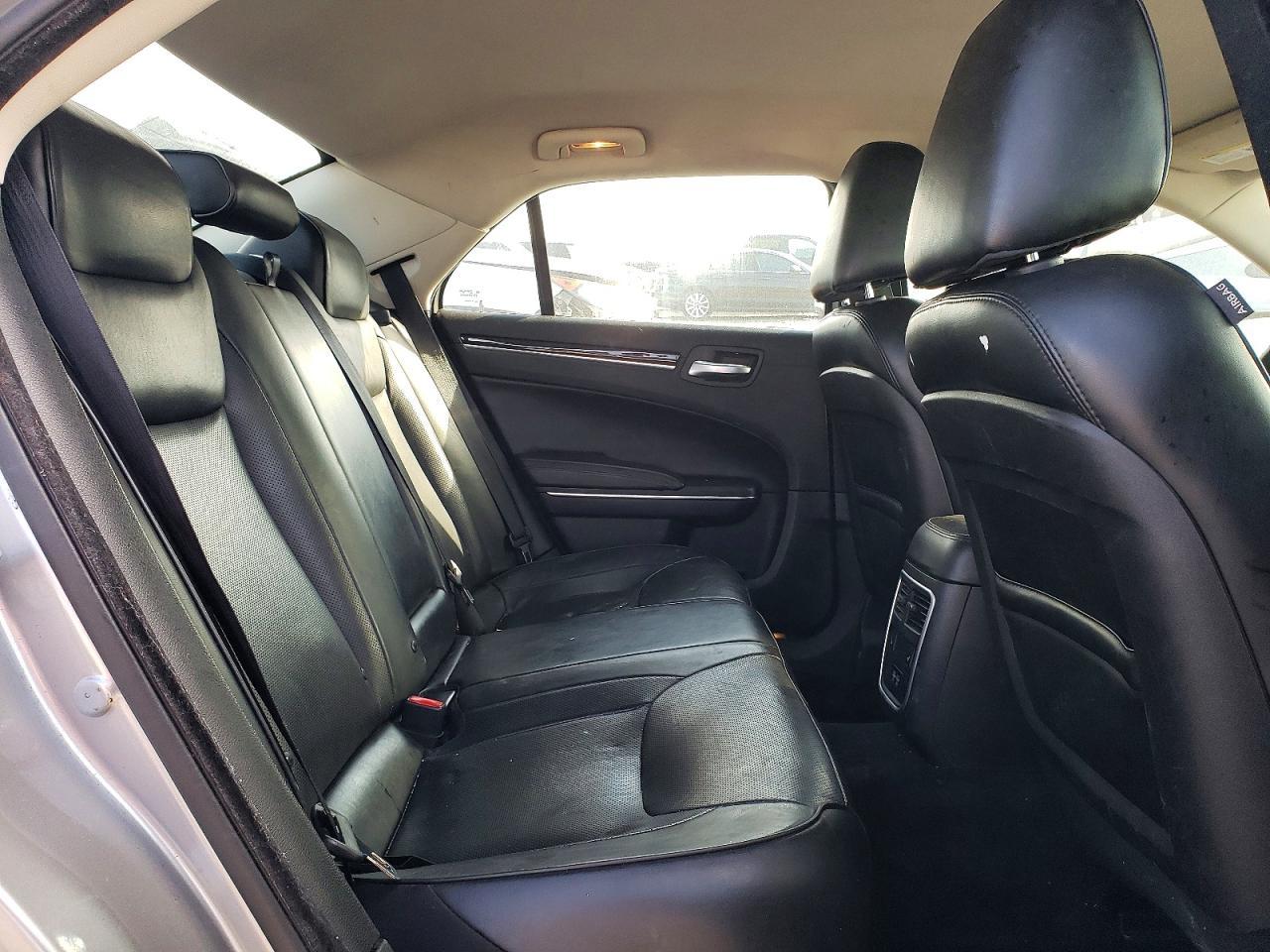 2018 Chrysler 300 Limited