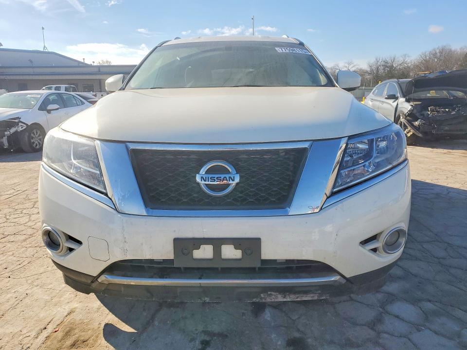 2016 Nissan Pathfinder s