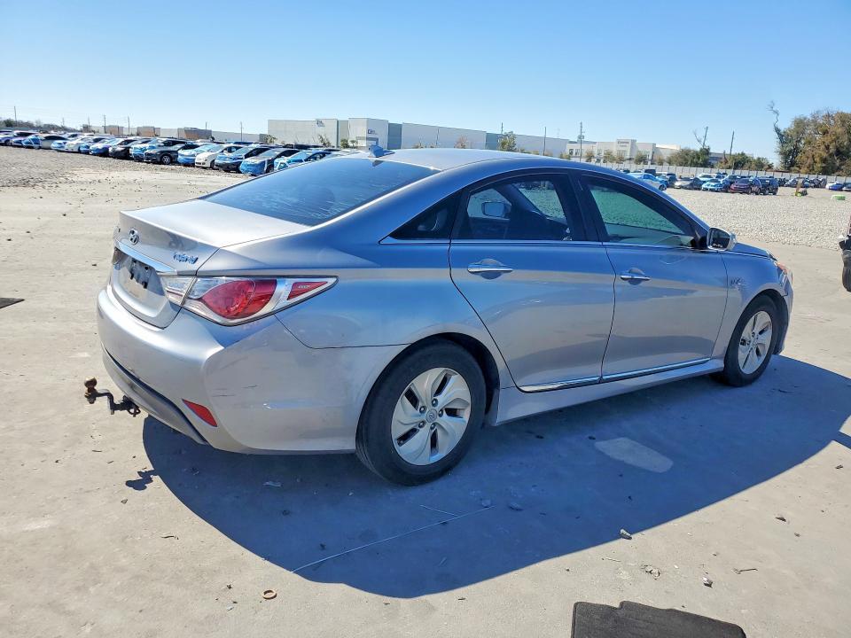 2015 Hyundai Sonata Hybrid Base