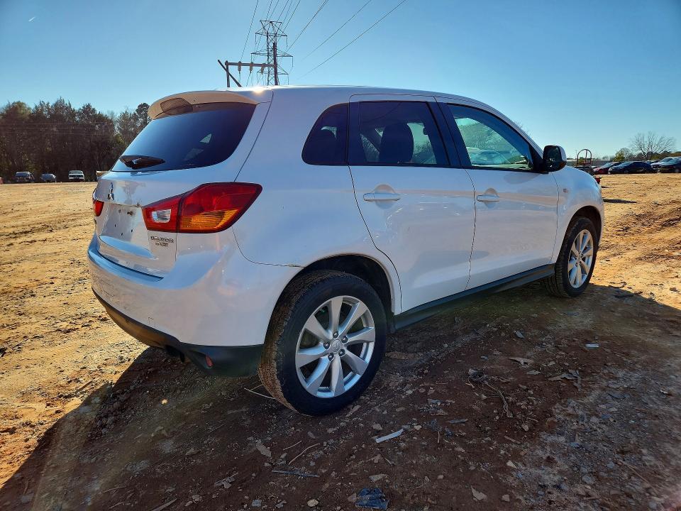 2015 Mitsubishi Outlander Sport es