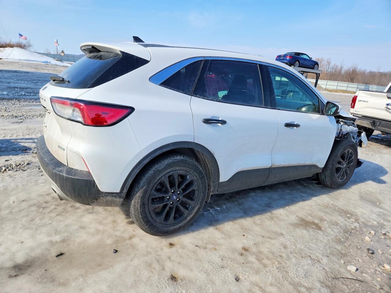 2020 Ford Escape se