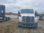 2016 Freightliner Cascadia 125 Semi Truck