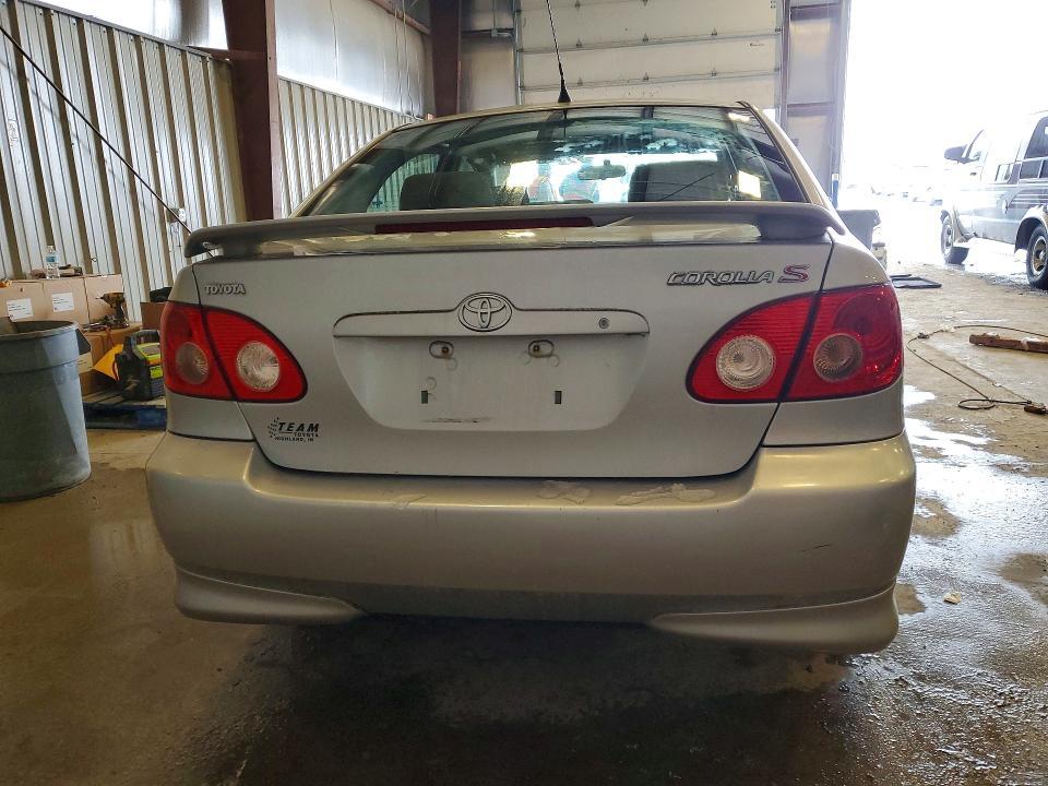 2005 Toyota Corolla ce