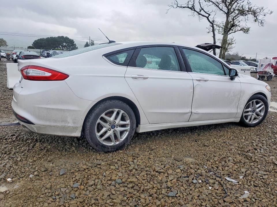2016 Ford Fusion se