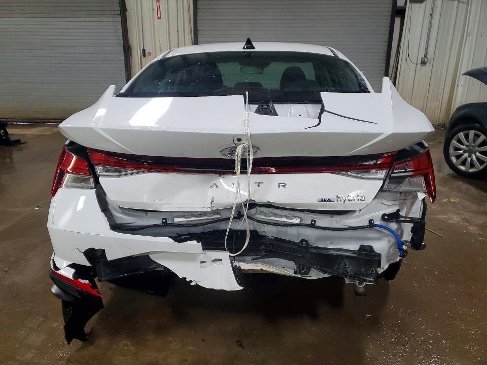 2023 Hyundai Elantra Blue