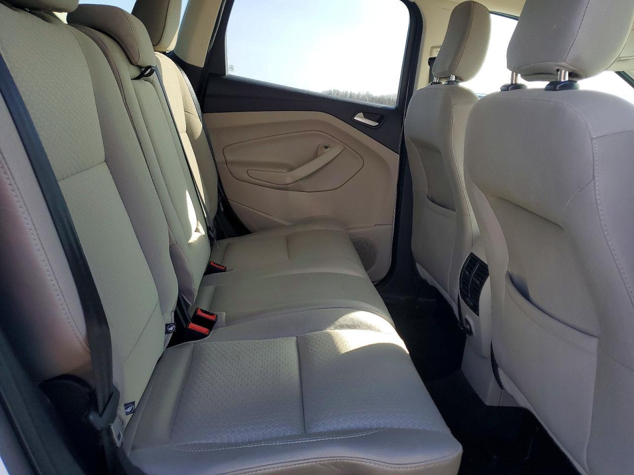2019 Ford Escape se