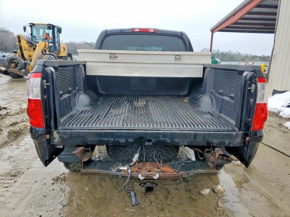2005 Toyota Tundra SR5