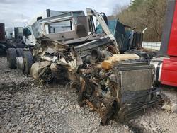 Volv Vehiculos salvage en venta: 2015 Volv O VNL Semi Truck