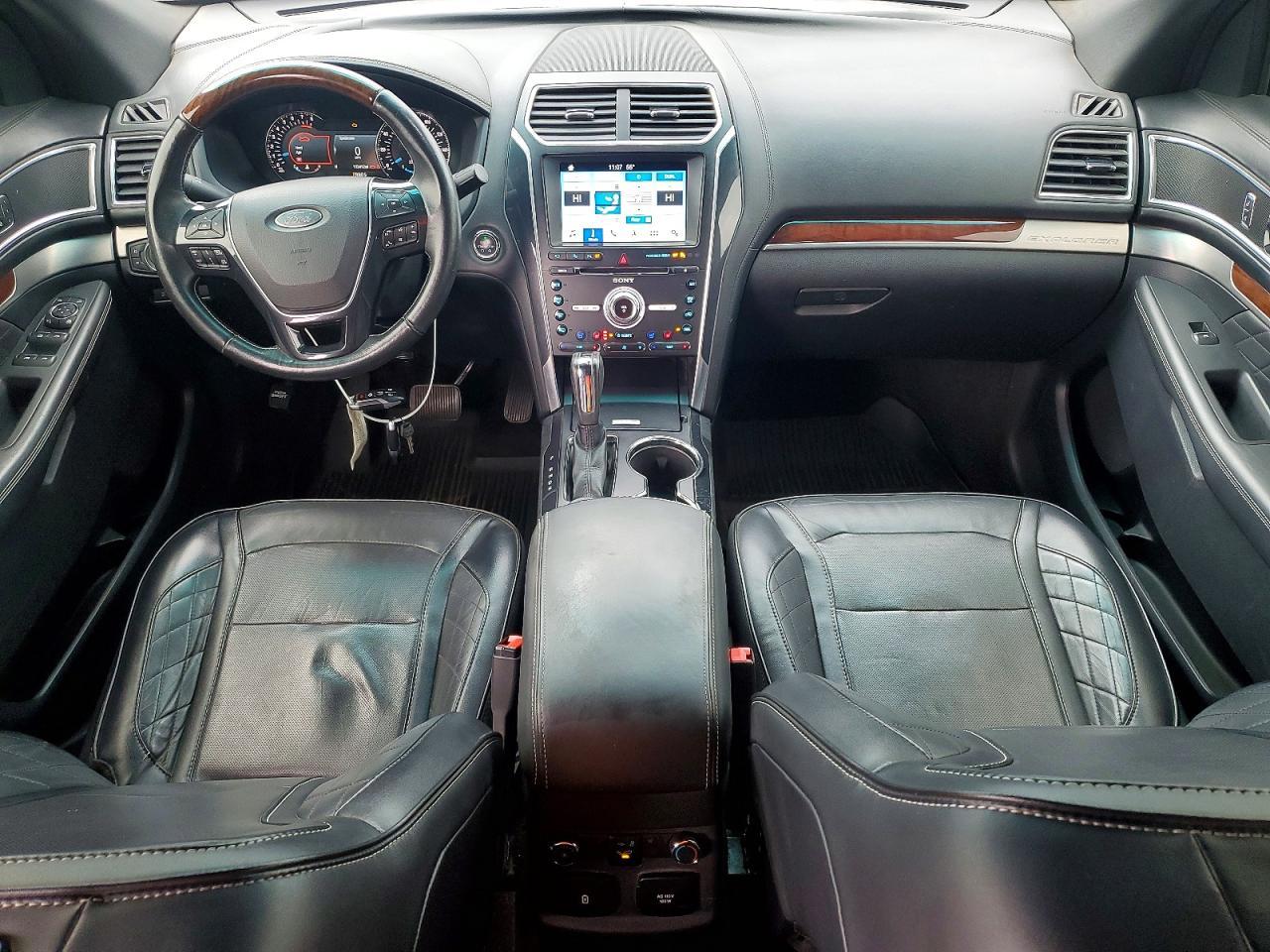 2017 Ford Explorer Platinum