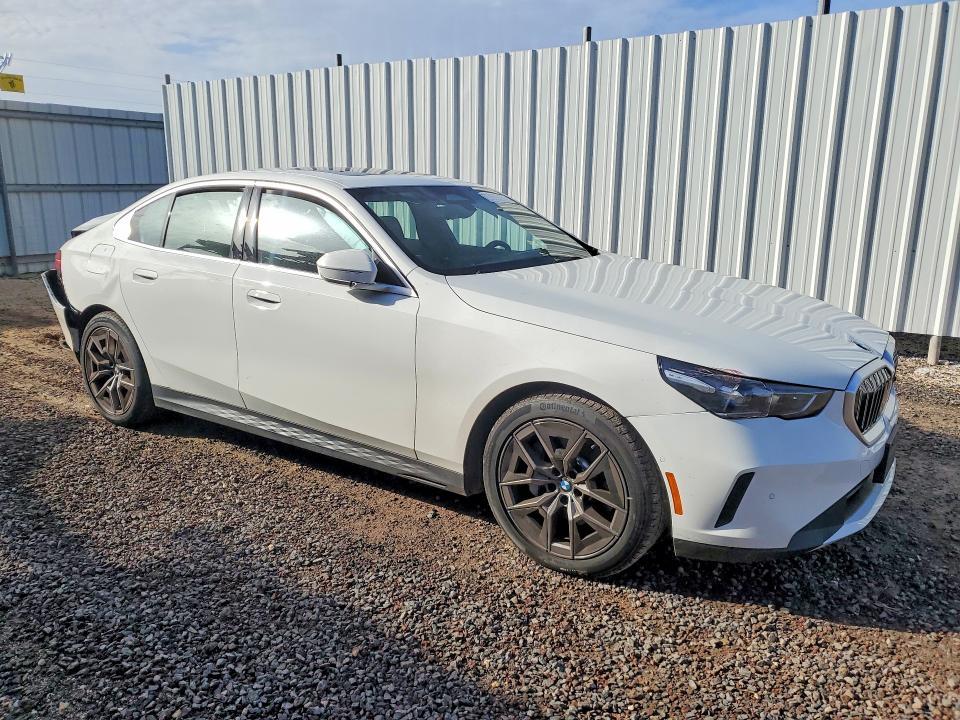 2026 BMW 530 i