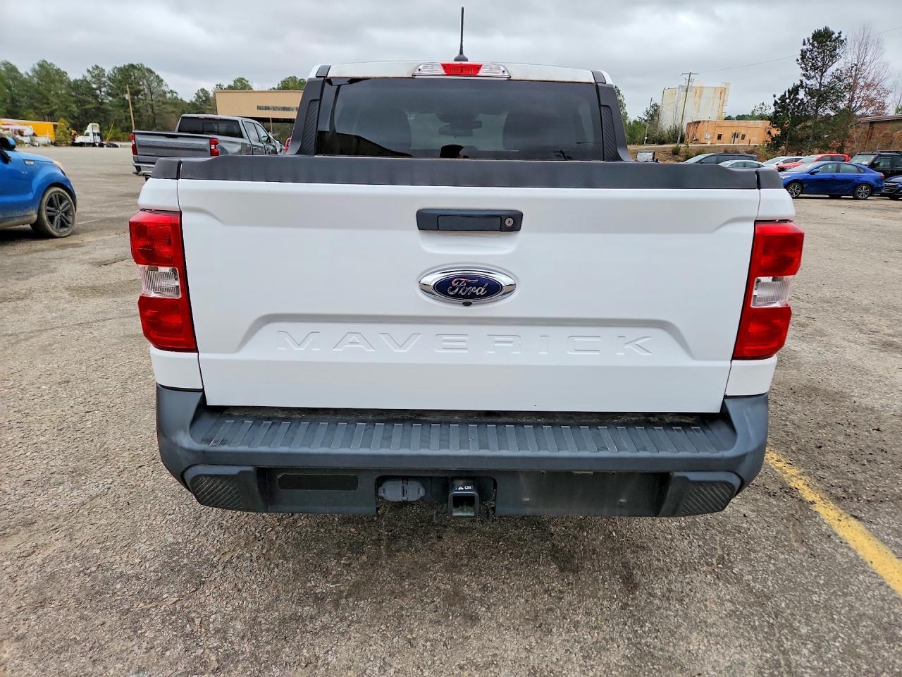 2022 Ford Maverick XL