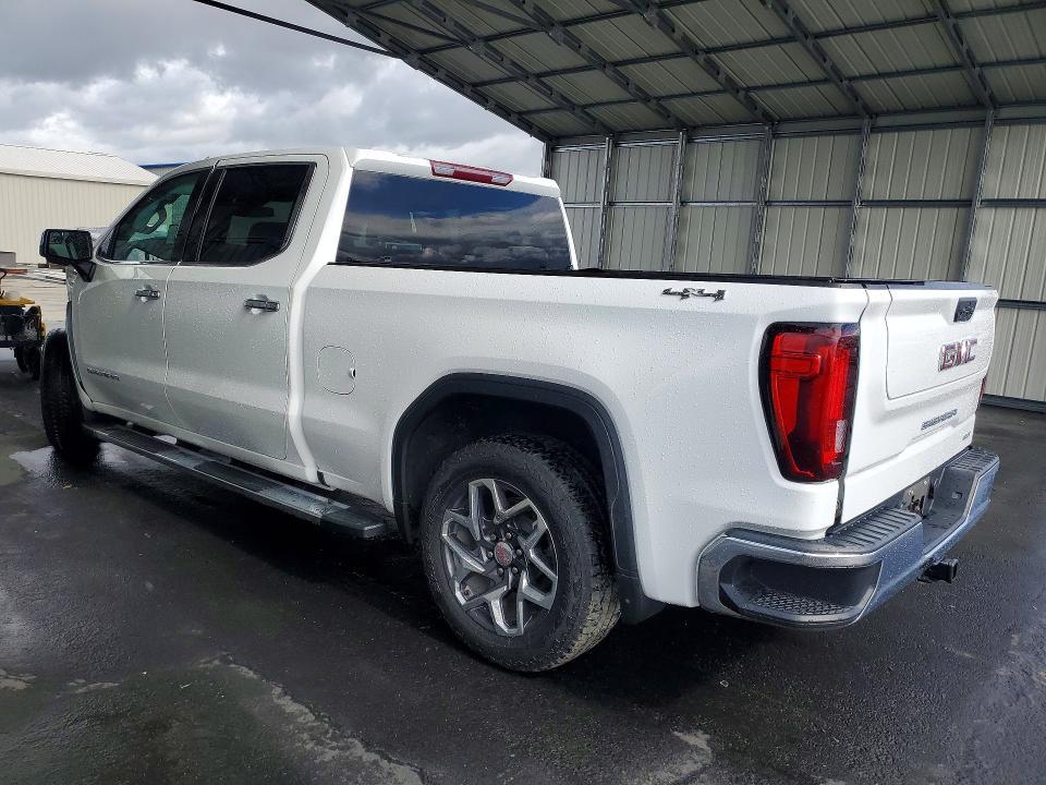 2023 GMC Sierra K1500 slt