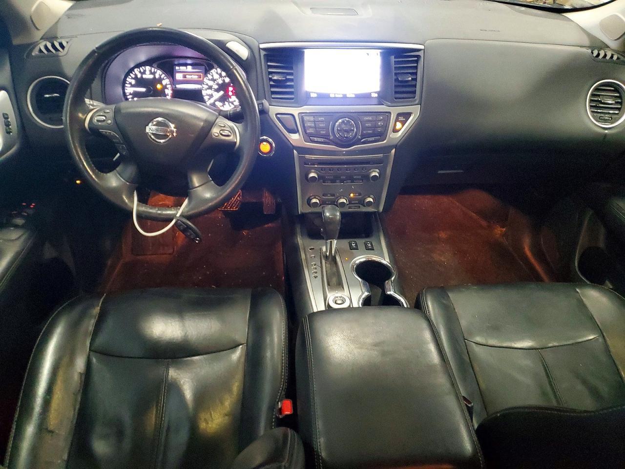 2017 Nissan Pathfinder s