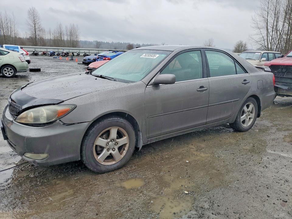 2003 Toyota Camry le