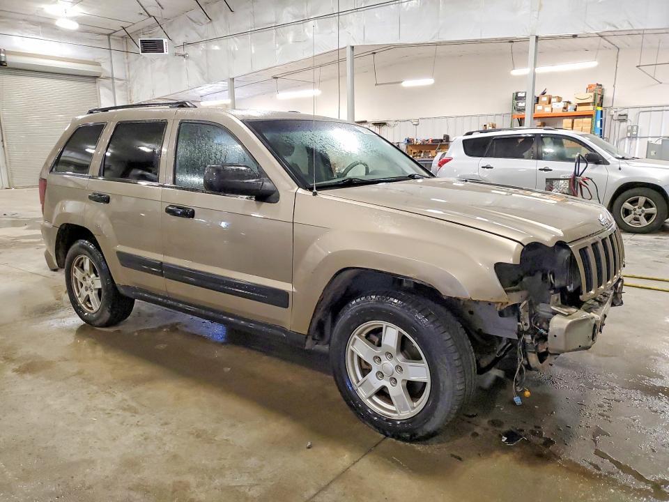 2005 Jeep Grand Cherokee Laredo