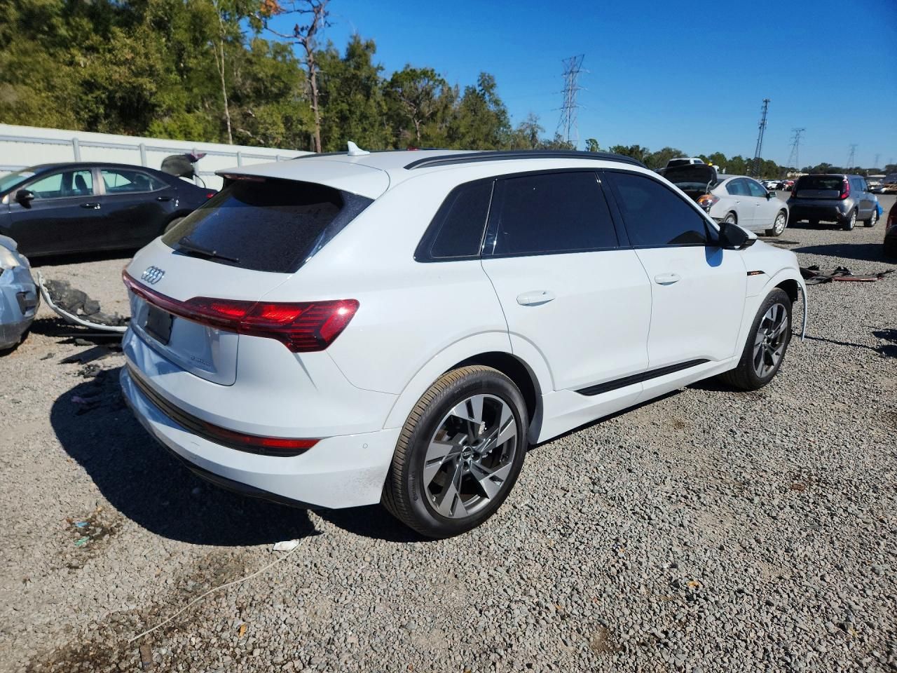 2021 Audi E-tron Premium