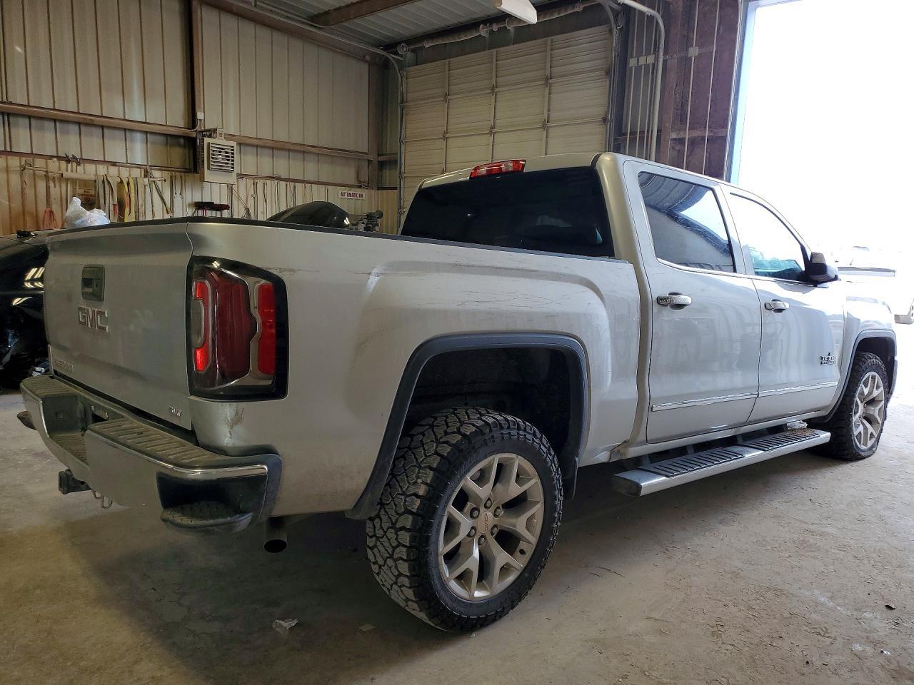 2017 GMC Sierra C1500 slt