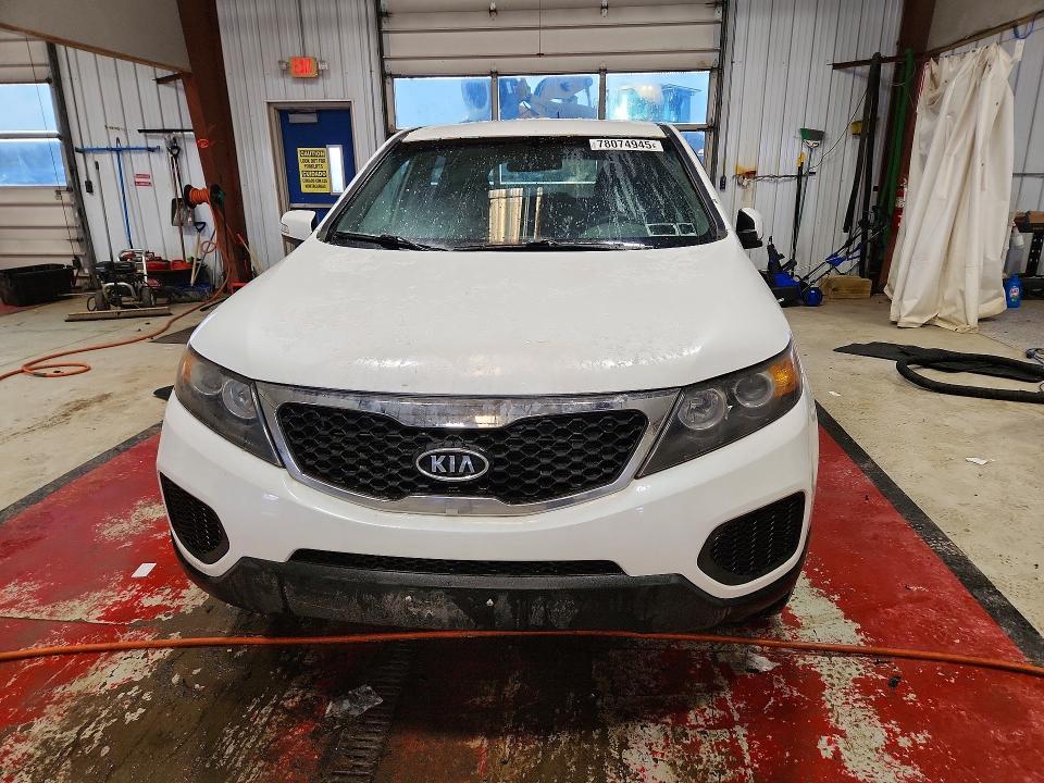2013 KIA Sorento lx