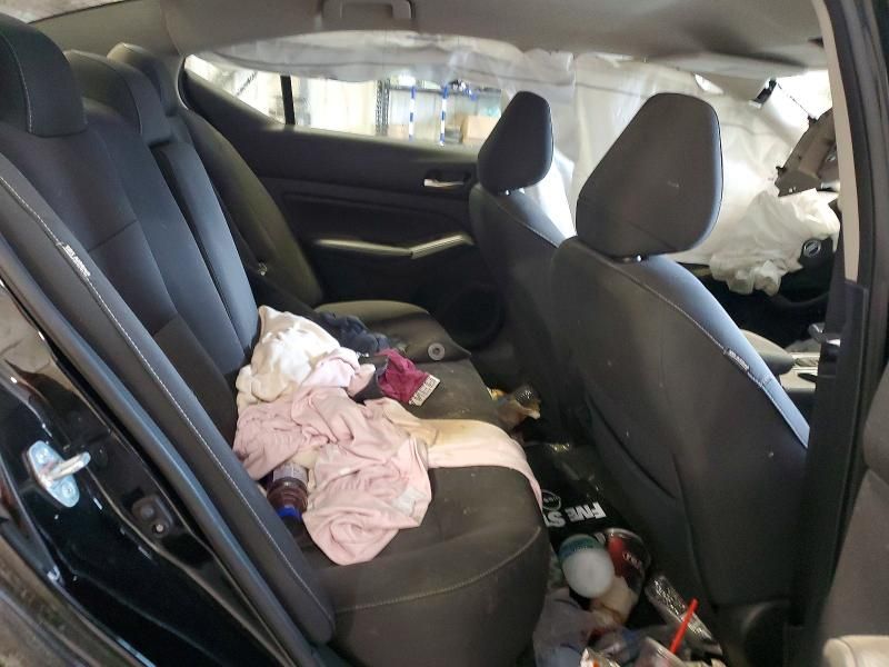 2022 Nissan Altima 2.5 sv