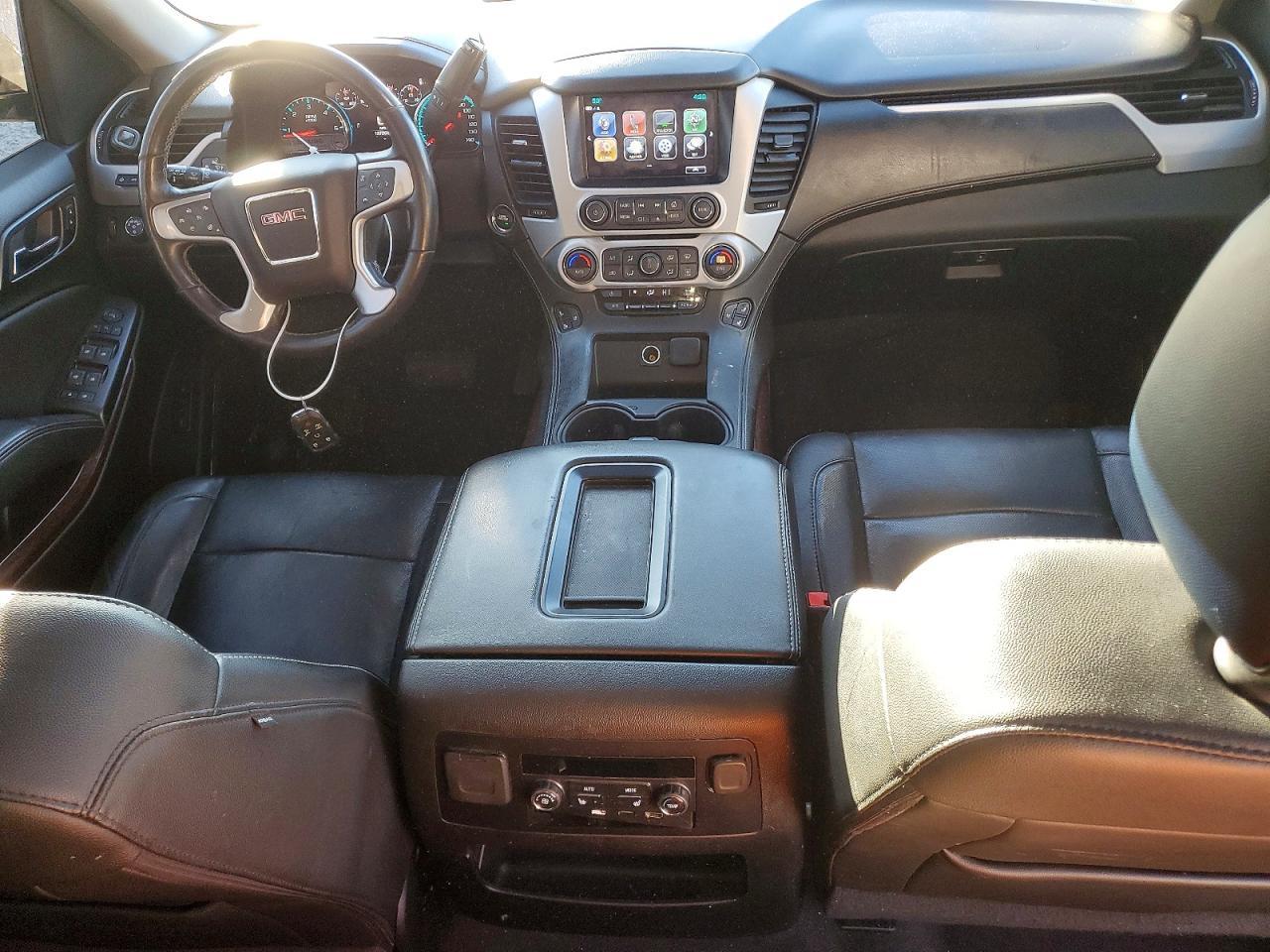 2019 GMC Yukon slt
