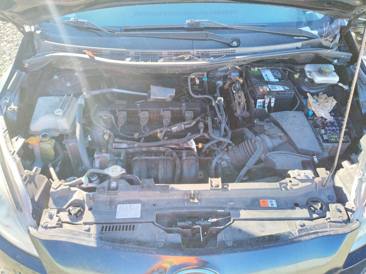2014 Mazda 5 Sport