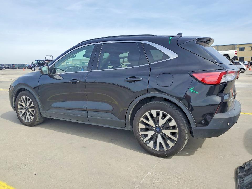 2020 Ford Escape Titanium