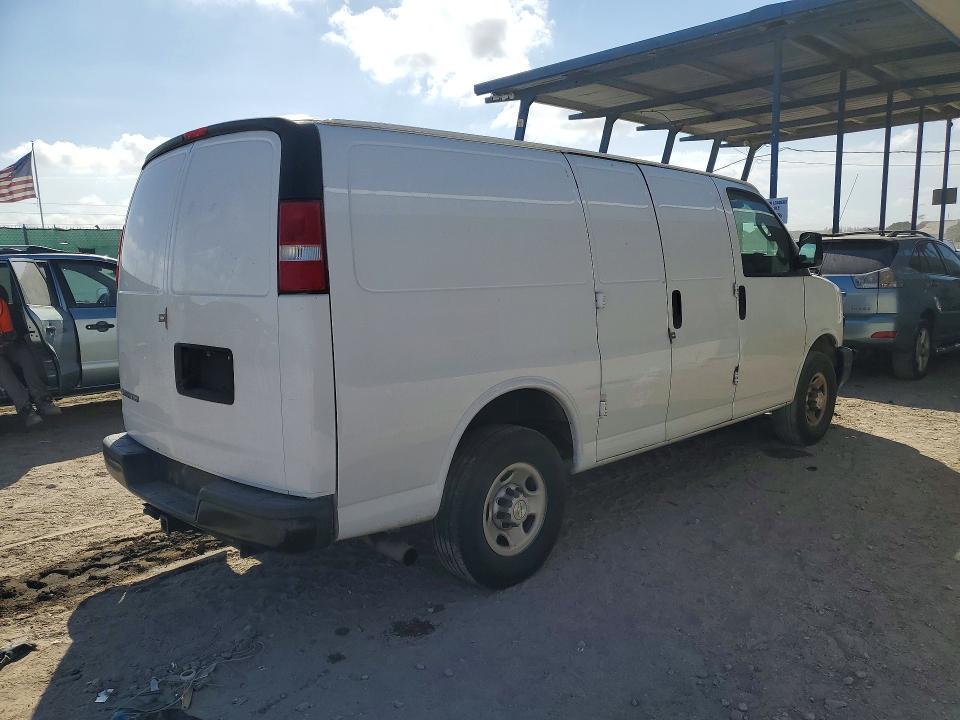 2020 Chev Express G2500