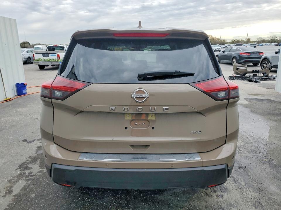 2025 Nissan Rogue sv
