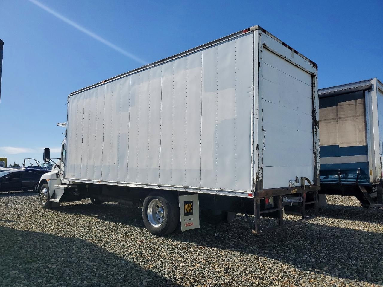 2011 Kenworth T370 Refrigerated BOX Truck
