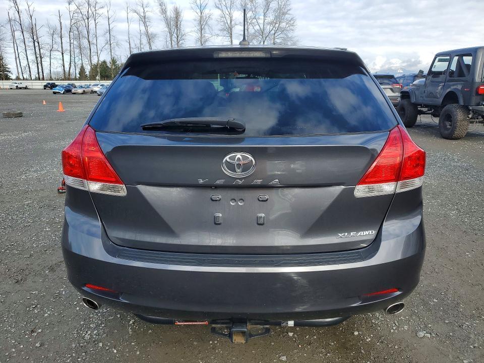 2012 Toyota Venza le