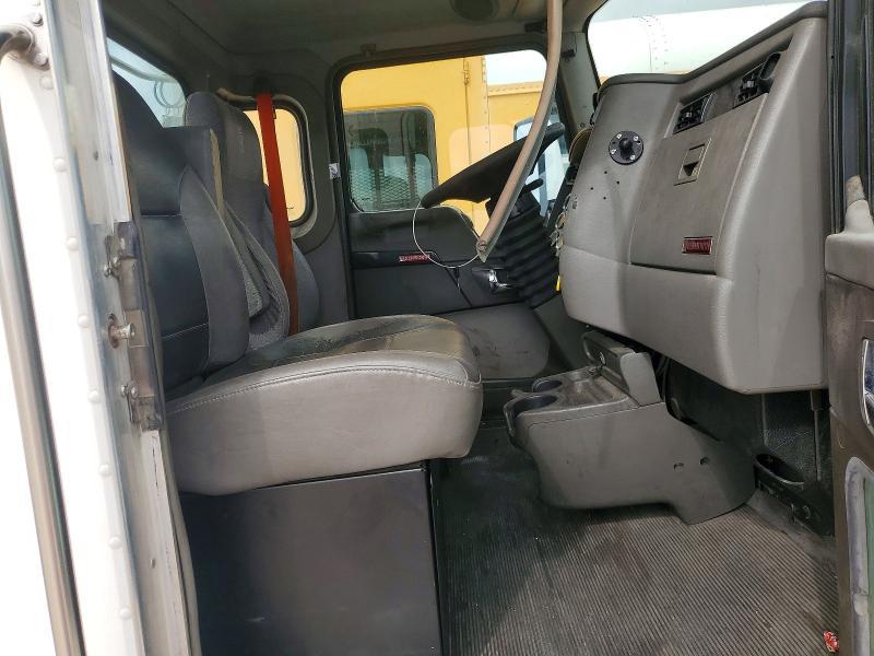 2015 Kenworth Construction T370