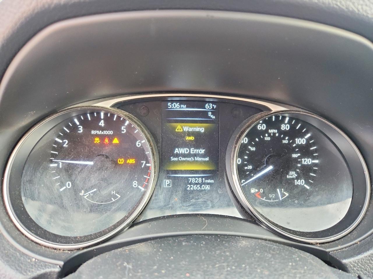2016 Nissan Rogue sv