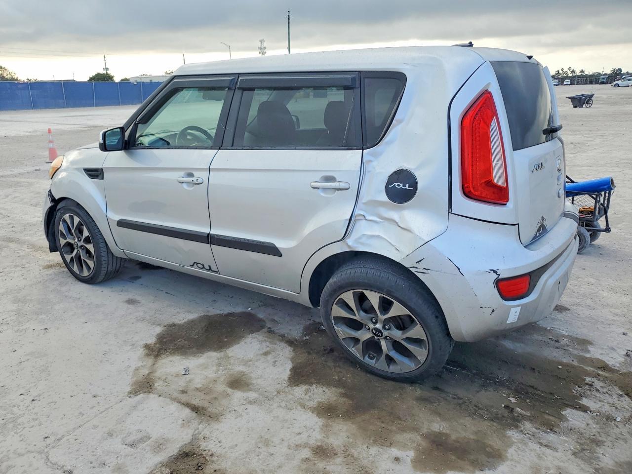 2013 KIA Soul +