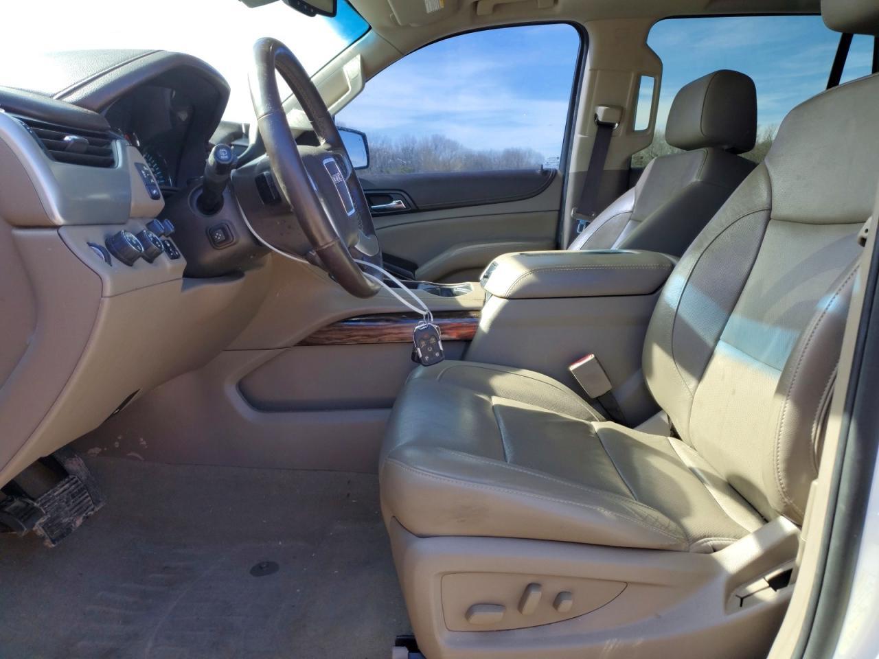 2017 GMC Yukon slt