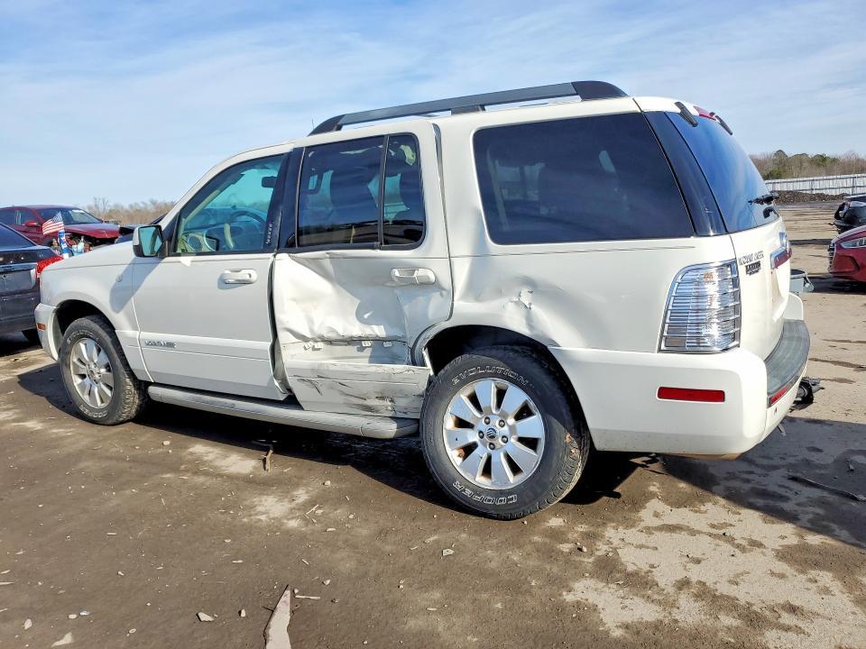 2010 Mercury Mountaineer Luxury