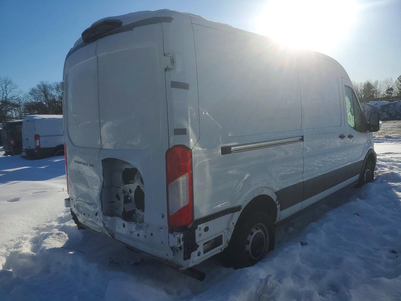 2023 Ford Transit T-250