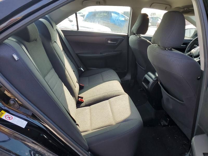 2017 Toyota Camry le